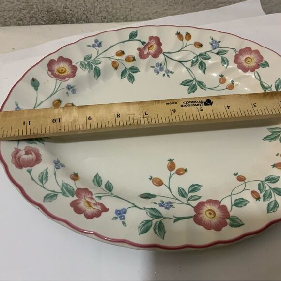 Churchill China "Briar Rose" Oval Platter Staffordshire England Platter 12.25" - Picture 4 of 6